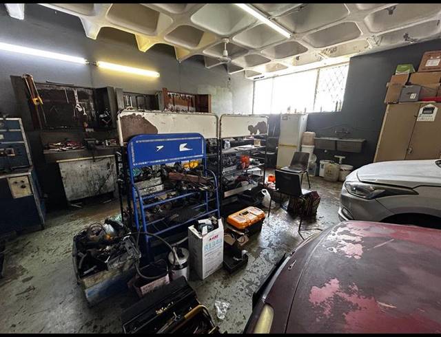 BUSINESS FOR SALE IN MARGATE BEACH